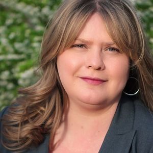 Meet your Posher, Nicole l.